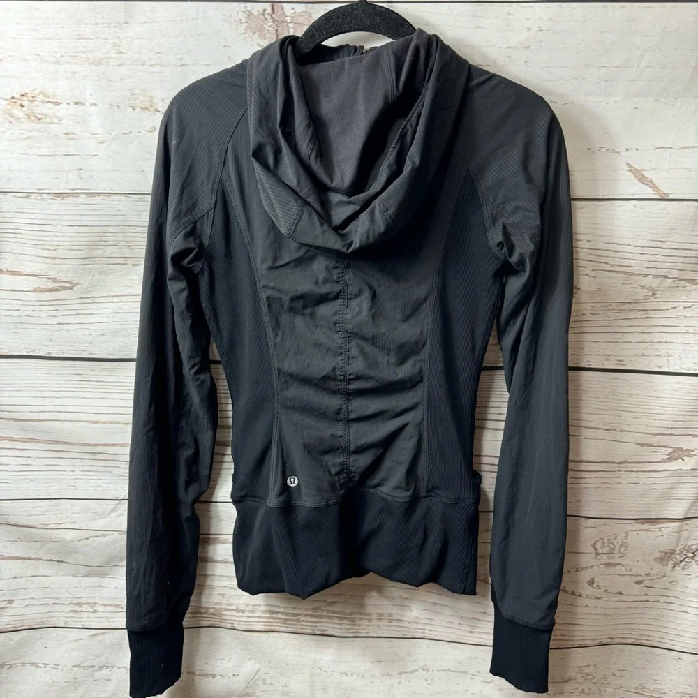Lululemon In Flux Jacket Black Size 4